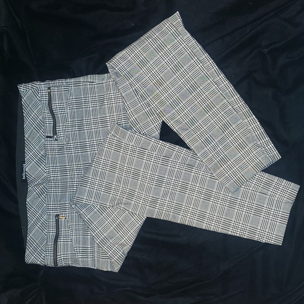 Hollywould black & white plaid stretchy ankle skinny pants